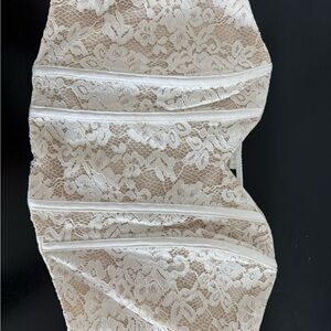 Aakaa Cream Lace Bustier Top